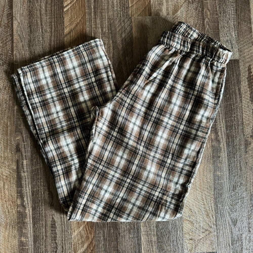 NWT Brandy Melville Catherine Plaid Pants - Picture 5 of 5